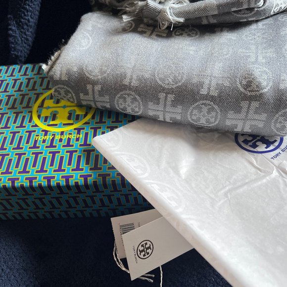Tory Burch Accessories - TORY BURCH Logo Jacquard Traveler Scarf  🧣 -Ashed Gray in Original Box